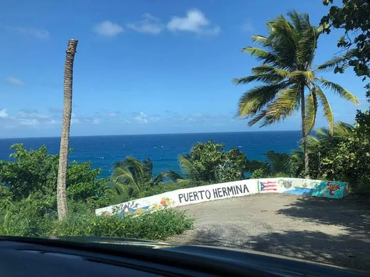 Boca de Camuy (river mouth) in Camuy, Puerto Rico - scenic beach view