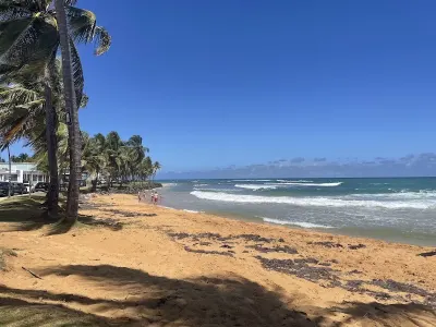 La Pared (Luquillo) in Luquillo, Puerto Rico - with surfing waves