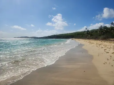 Playa Soldado Overlook (reef flats) beach in Culebra
