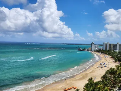 Isla Verde Beach, Carolina