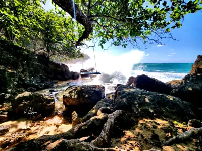 Ojo de Agua Beach, Vega Baja