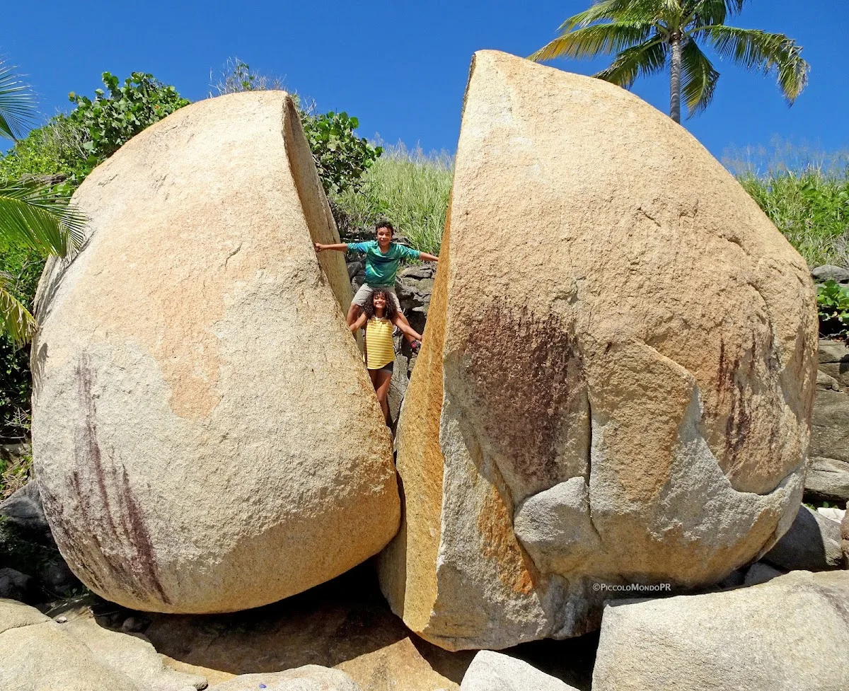 Piedra Las Guaretas (Cueva de las Cabras) in Yabucoa, Puerto Rico - scenic beach view